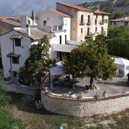 "Il Miglio" Country House Hostal Pettorano sul Gizio Exterior foto