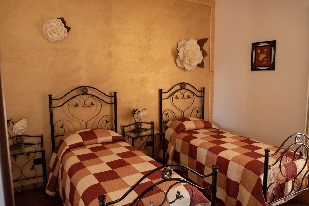 "Il Miglio" Country House Hostal Pettorano sul Gizio Exterior foto